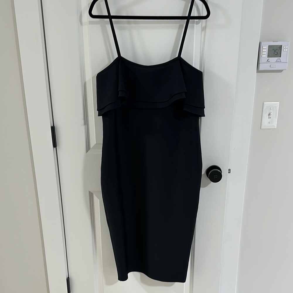 Elegant Black Sleeveless Dress